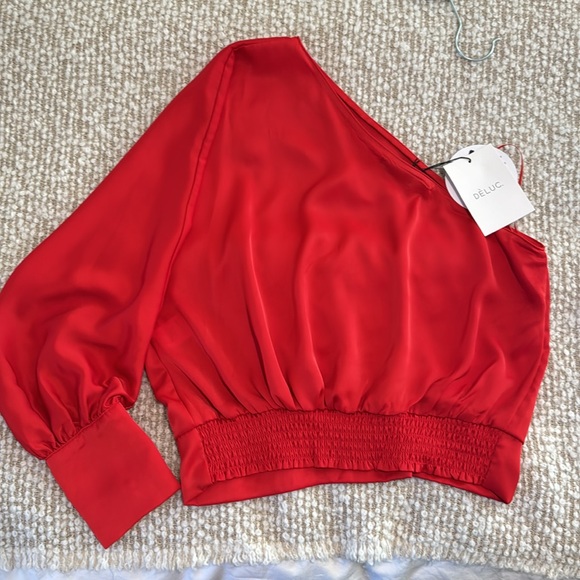 Red silky one shoulder top with exaggerated sleeve - Picture 3 of 3
